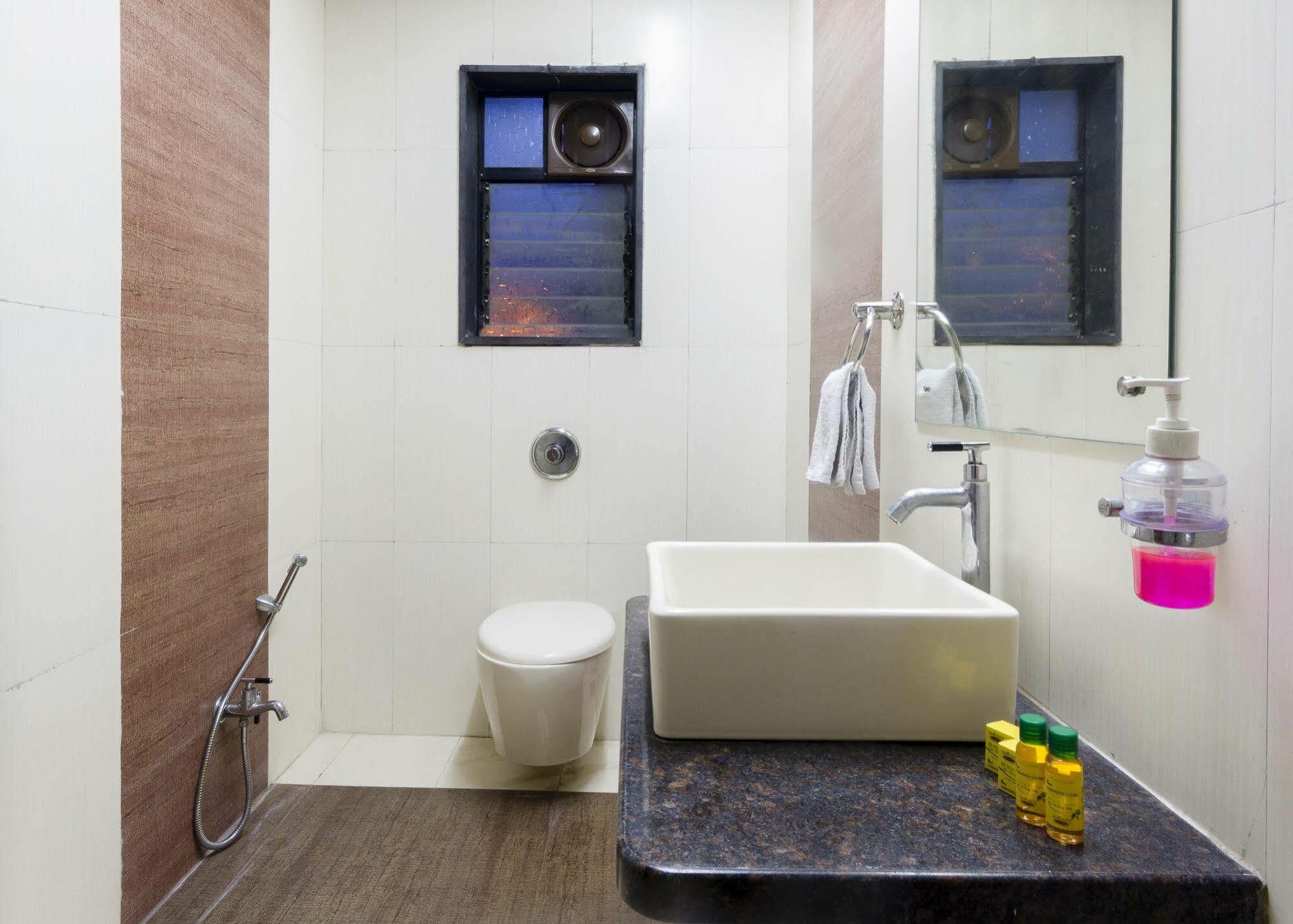 Fabhotel Imperio - Nr Baner Hill Pune Zewnętrze zdjęcie